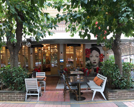 % 100 Rest Cafe & More