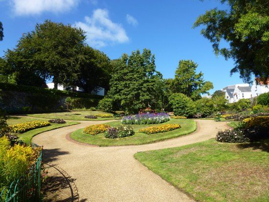 Candie Gardens