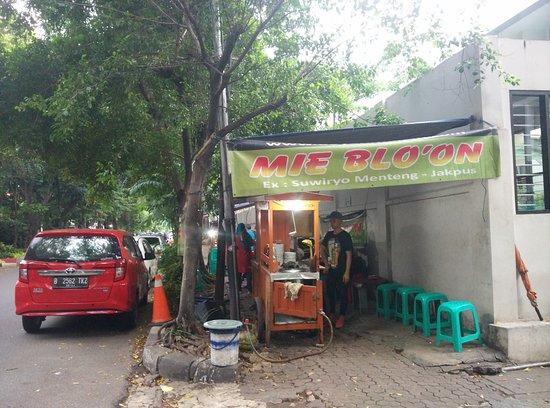Mie Ayam Blo'On
