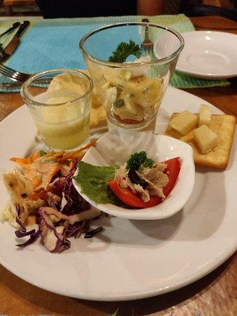 Maaniya Restaurant