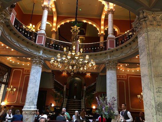 Des Indes Lounge