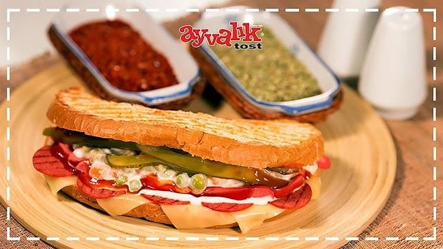 Ayvalik Tost liman
