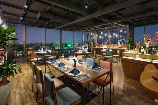 Panorama Restaurant & Bar