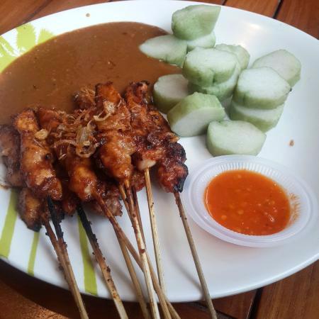 Sate Ayam dan Kambing Megaria
