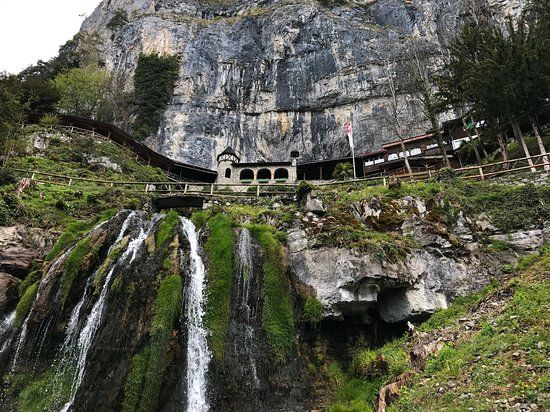 St. Beatus-Hohlen