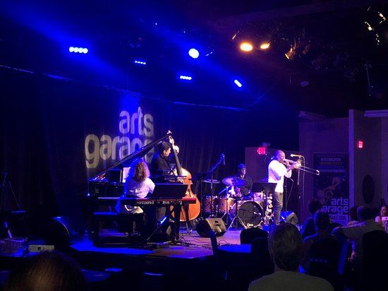 Arts Garage