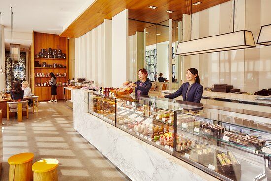 Pastry Shop